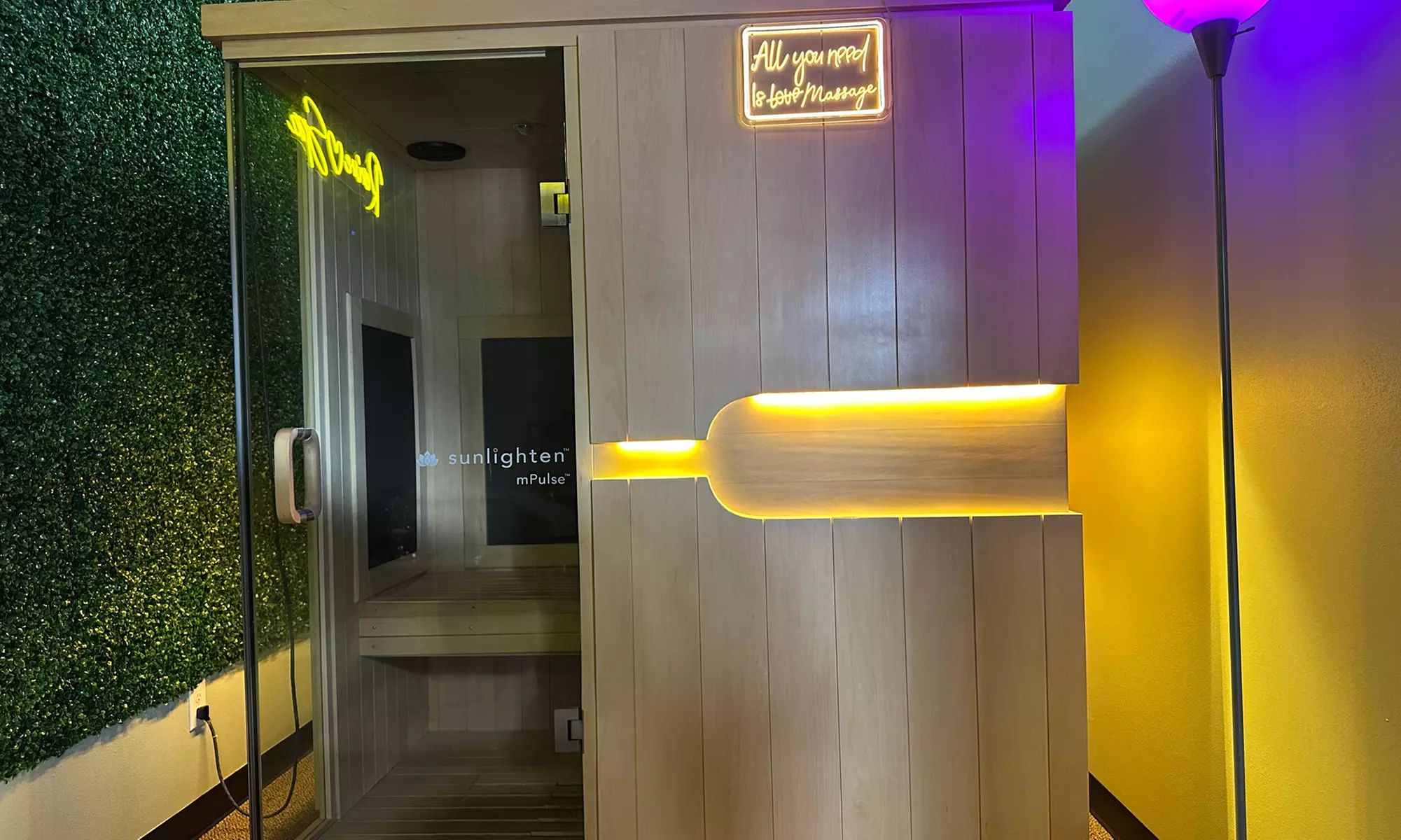 Unwind with Your Choice of 90- or 120-Minute Massage Packages