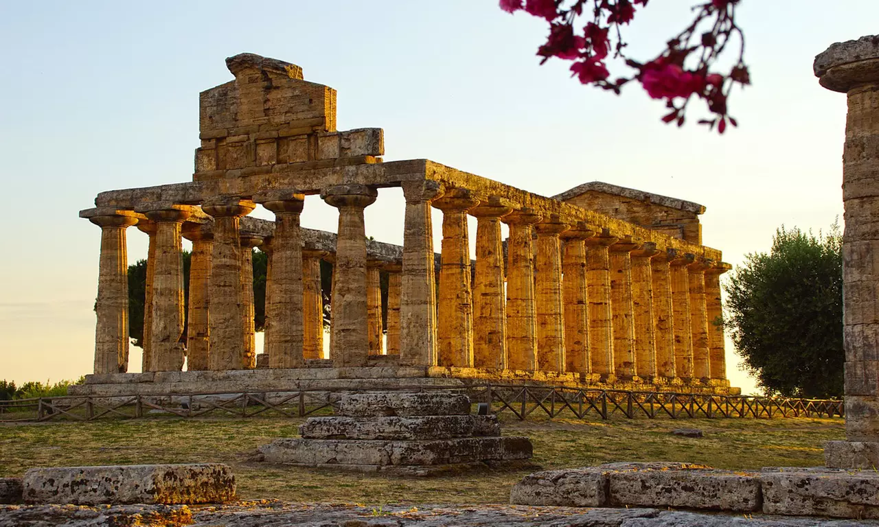 Capaccio Paestum: 7 notti con pensione completa e servizio spiaggia