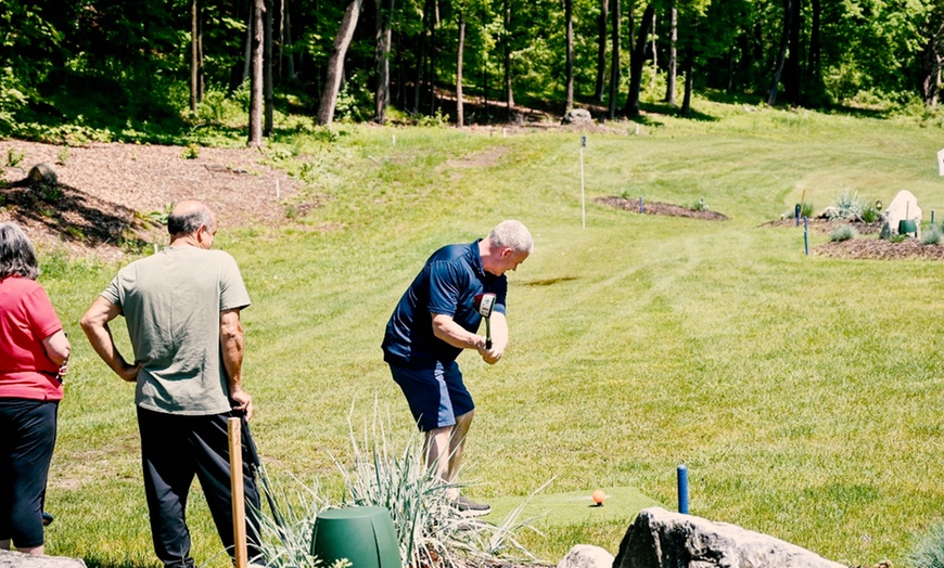 Image 5: Join the Fun with 18 Hole Recreational Golf at 1 Club Park Golf 