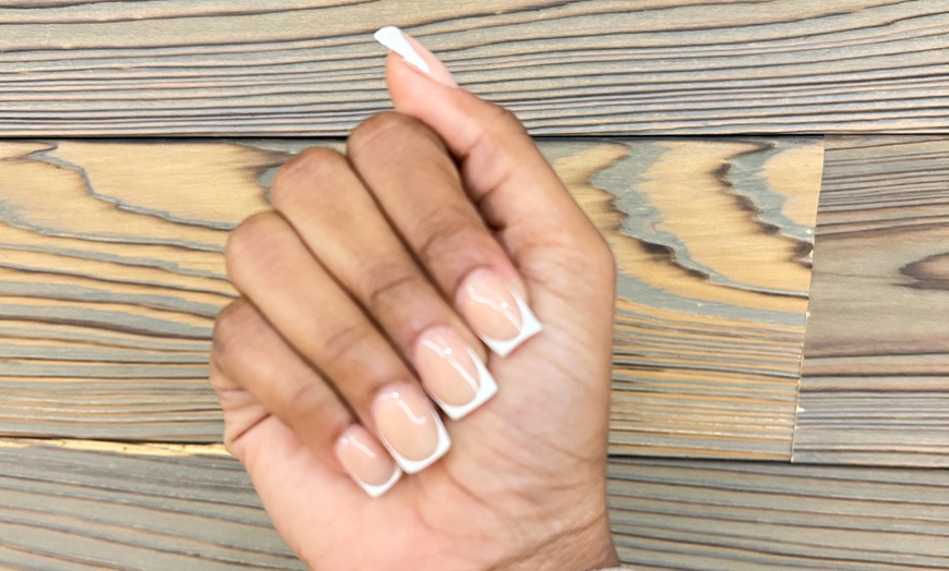 Image 3: Chic Nail Designs: Short, Medium, and Long Acrylics Available