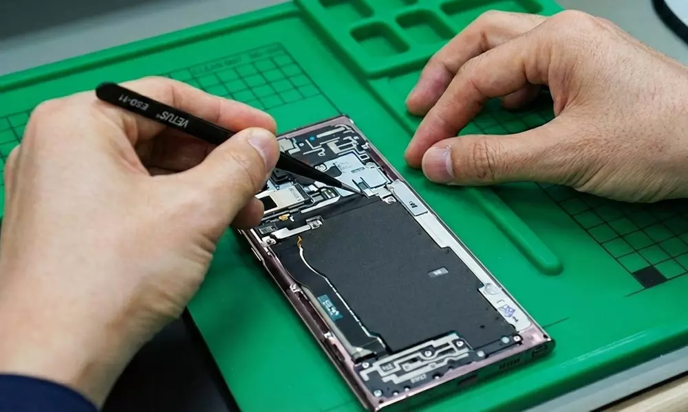 iPhone Battery Replacement, Screen Repair or Replacement and More