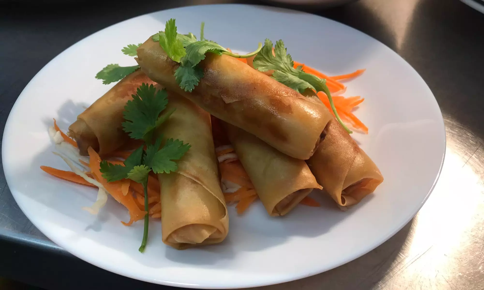 Authentic Thai Menu: Starters, Classic Curries & Signature Noodles