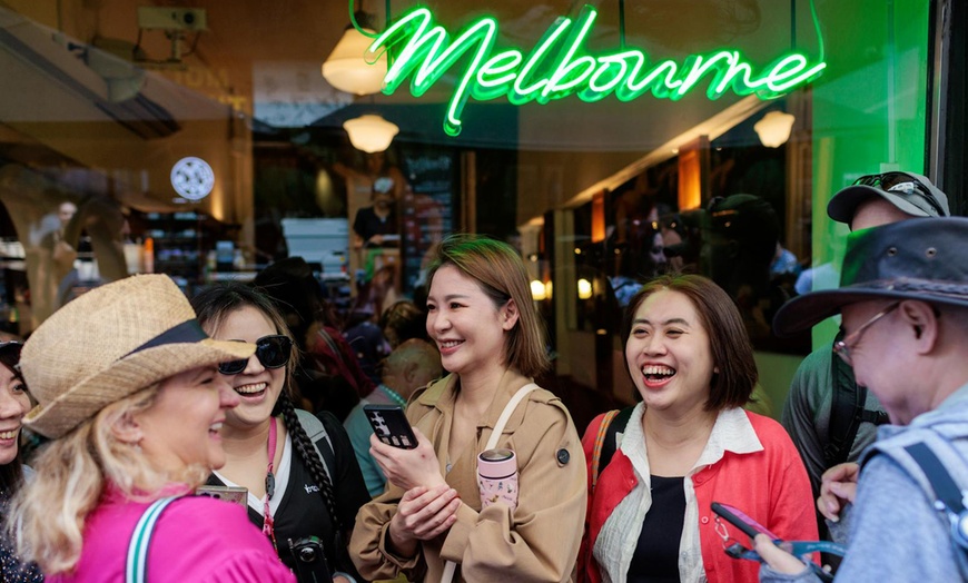 Image 5: Explore Melbourne's Top Bars & History Tours With Friends For Up to 8