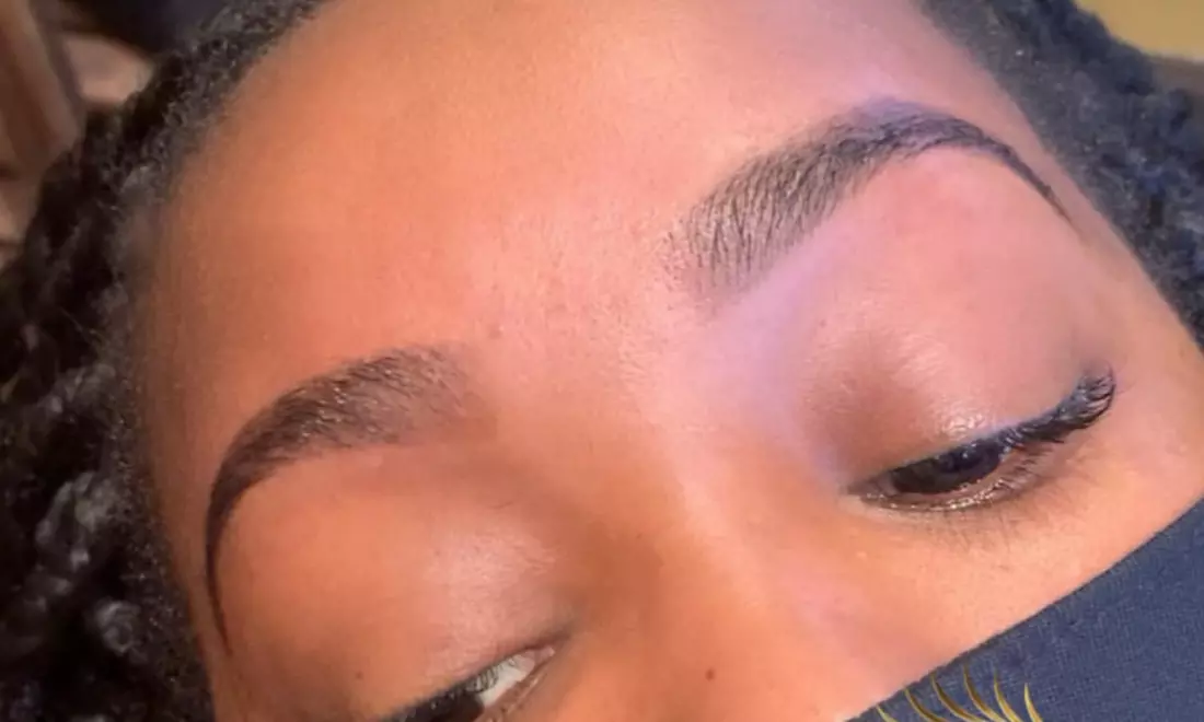 Achieve Flawless Brows with Eyebrow Threading and Tinting