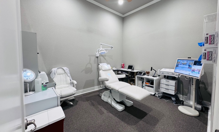 Image 4: B12 Injections for Energy & Wellness at Derma Med Spa: Frisco