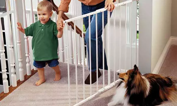 KidCo Safeway Baby Gate with Directional Stop - Primary Image