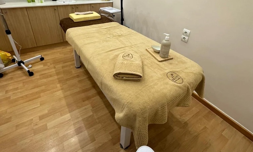 Image 2: Tratamiento facial Rio Face Lift con EMS efecto rejuvenecimiento