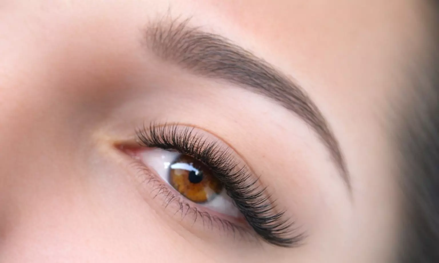 Jusqu'à 44% de remise sur Extensions des cils chez KL beauty38