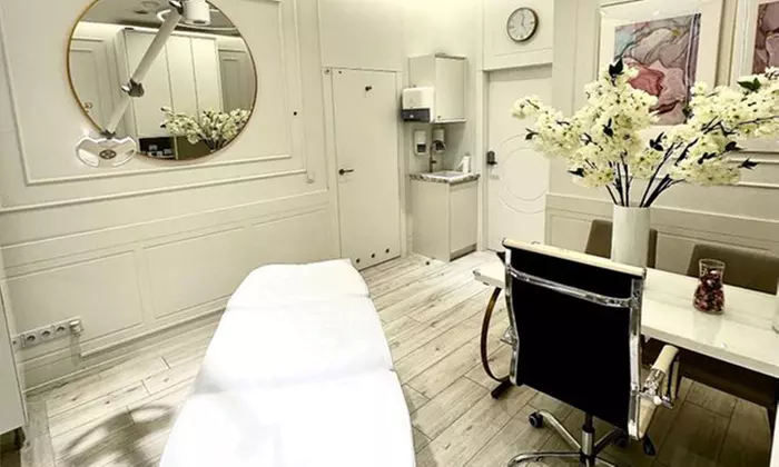 Nowoczesne zabiegi odmładzające: stymulatory tkankowe, dermapen i inne