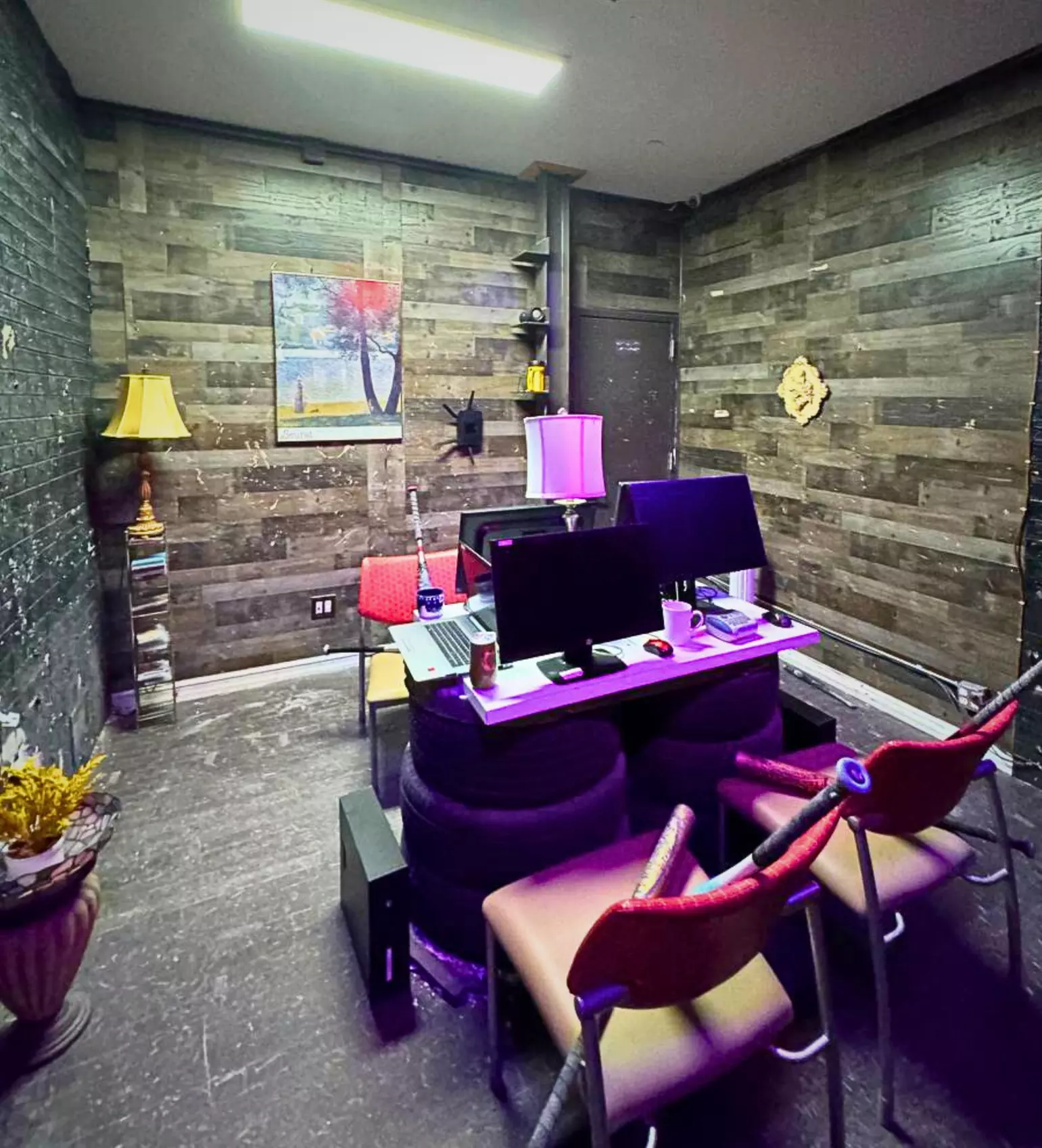 Any Day Banger, All-In Rage Room for Upto 2 or VIP Room for upto 4 Ppl