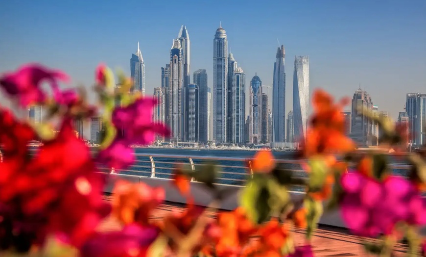 Image 1: ✈ 6-Day Dubai Vacation with Hotel and Air from Great Value Vacations