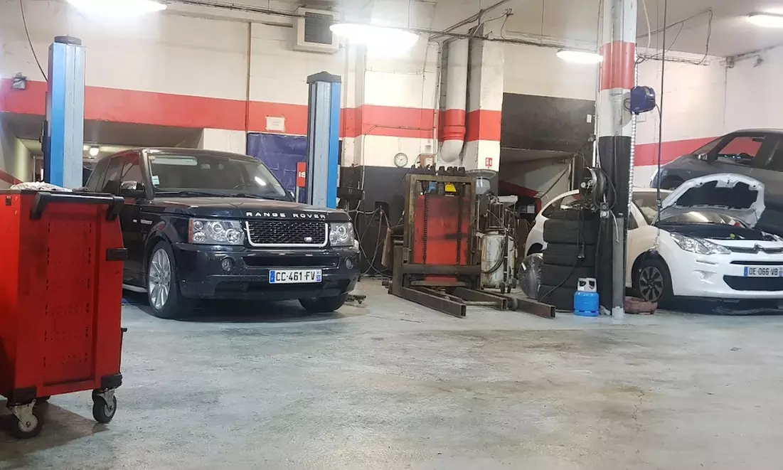 Vidange au garage Euromaster Speedoto Creteil