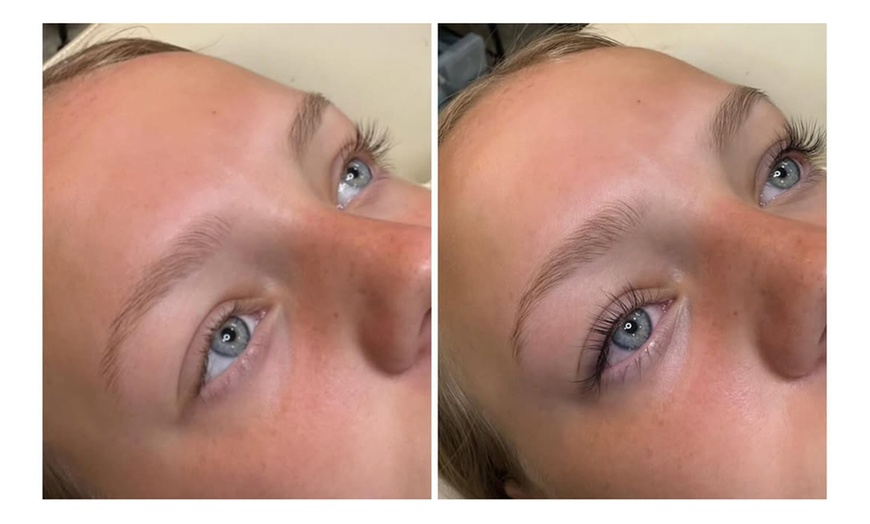 Image 7: Natural Look with Lash Lift / Lash Lift and Tint 1 or 2 People