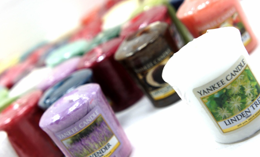 Image 2: Yankee Candle 15 Assorted Votives