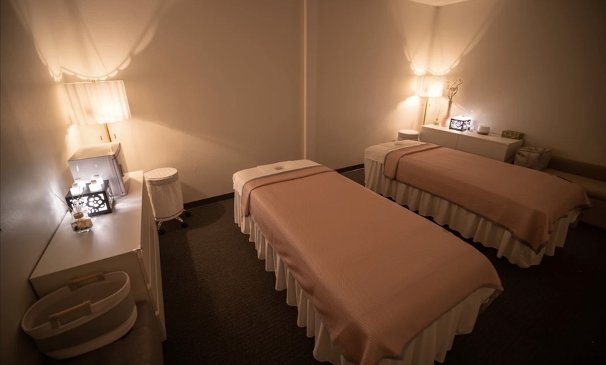 Image 7: Swedish, Deep Tissue or Combo Massage for 1-2 w/Hot Towels +Hot Stones