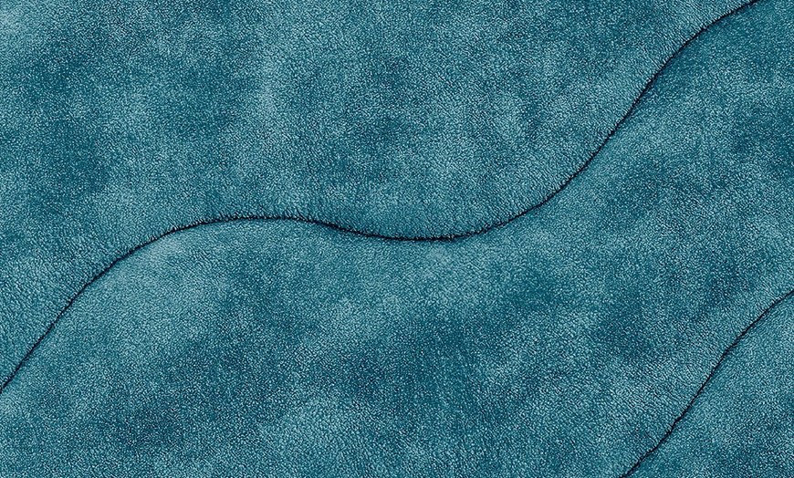 Image 15: Couvre-lit avec finition « peau de pêche »
