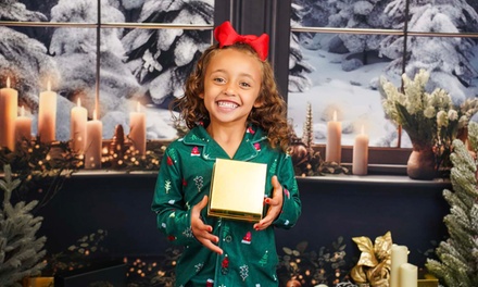 15 Minute Seasonal or Holiday In-Studio Photography Session with Photo Package - Lala Photography STL