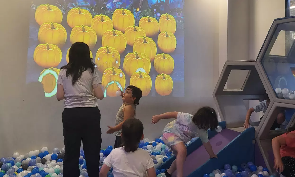 2-Hrs Playtime + Pizza & Drink for 1Child & 1Adult or 2Kids & 2Adults