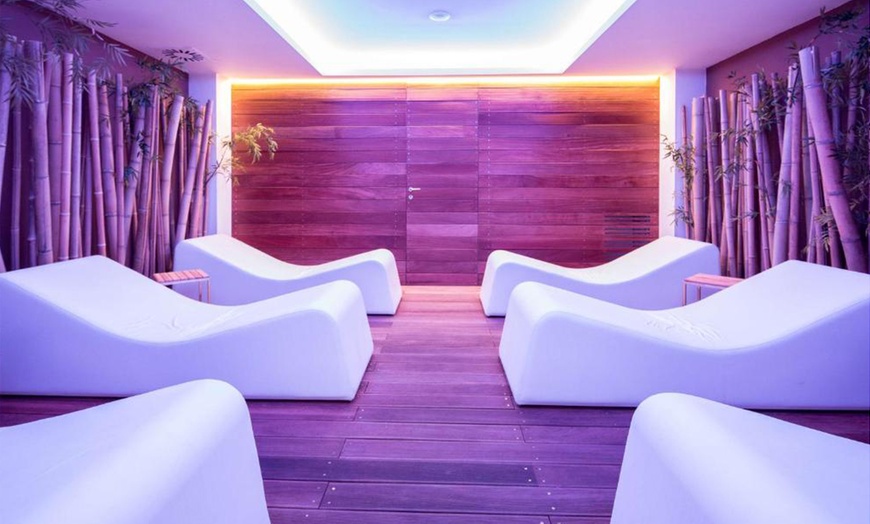 Image 5: Verona 4*: camera Queen Standard con colazione, Spa e room service