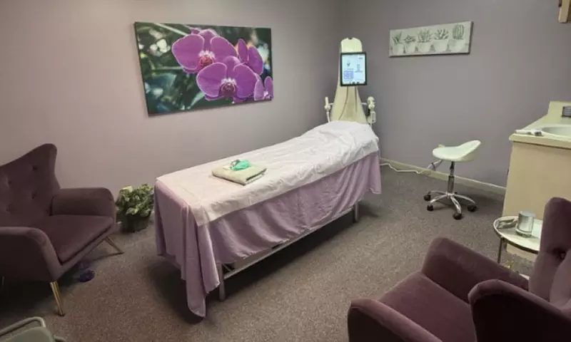 30-Minute T-Shape 2'' Massage with Optional Styku 3D Body Scan for One