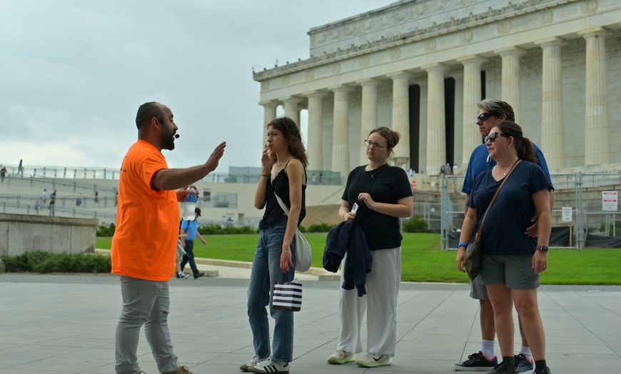 Image 4: Washington, D.C. Monuments & History Tour