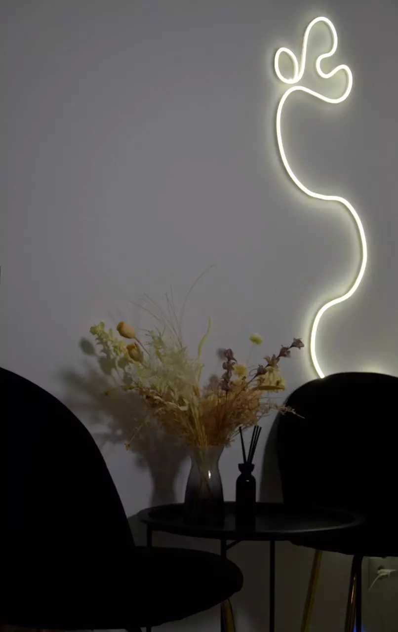 Stylizacja hybrydowa ze wzmocnieniem: zadbane dłonie i stopy