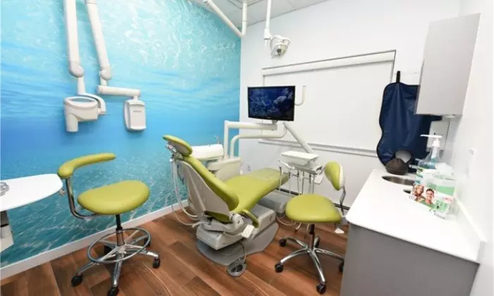 Get a Dental xm, Cleaning & X-Rays or 60-Min Whitening - New Patients