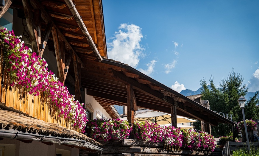 Image 22: Trentino 4*: camera con mezza pensione, piscina, Spa e drink per 2 
