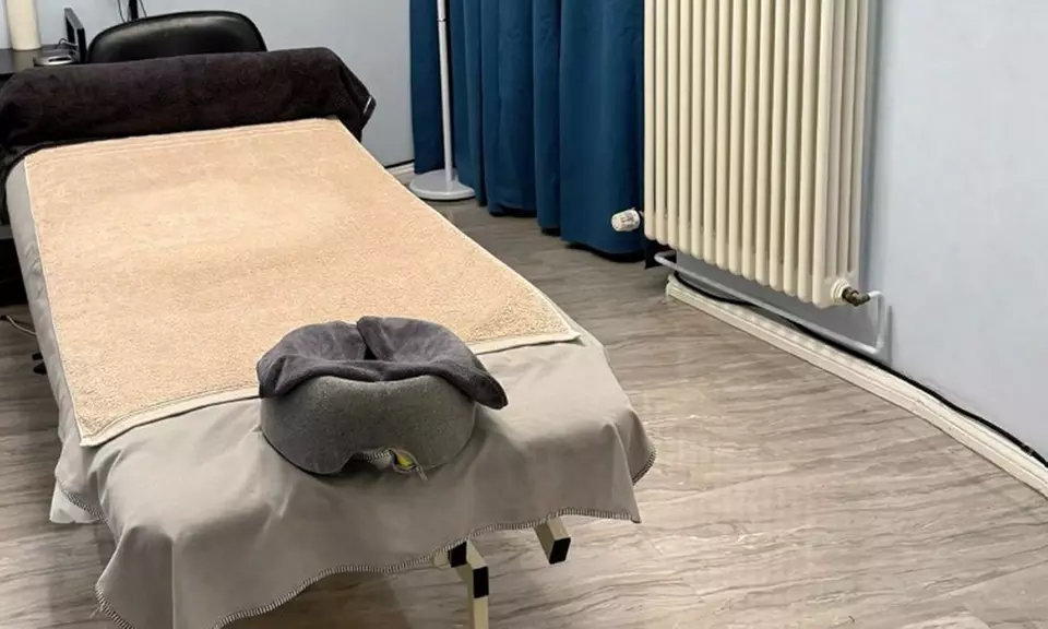 Wimpernverlängerung mit 1:1- oder 2D-3D-Volumentechnik für 1 Person