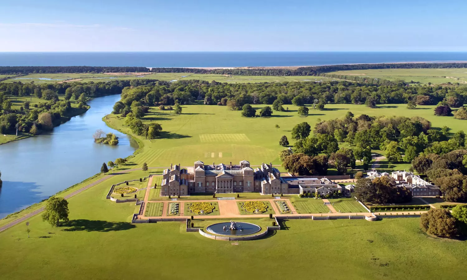 Discover Britain's Heritage with Historic Houses Annual Membership