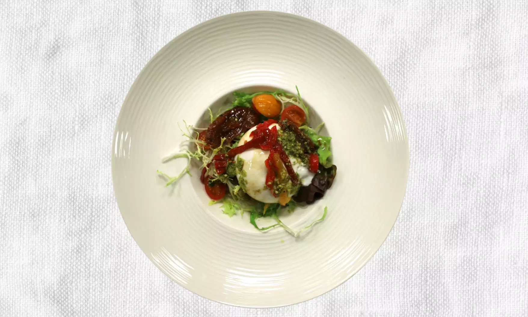 Menu avec entrée et plat ou entrée plat et dessert pour 2 personnes