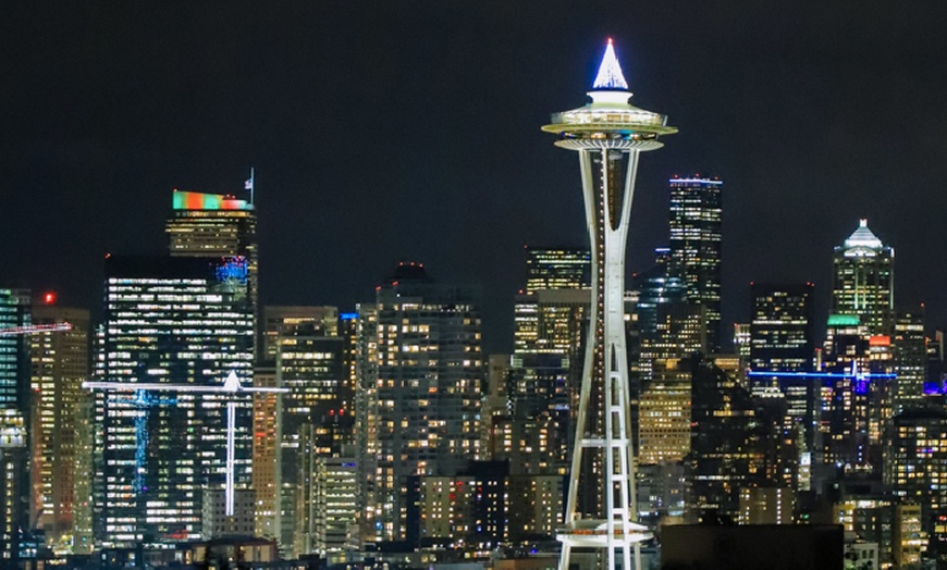 Image 6: Explore Seattle by Night with a Guided Tour for One Adult or One Child