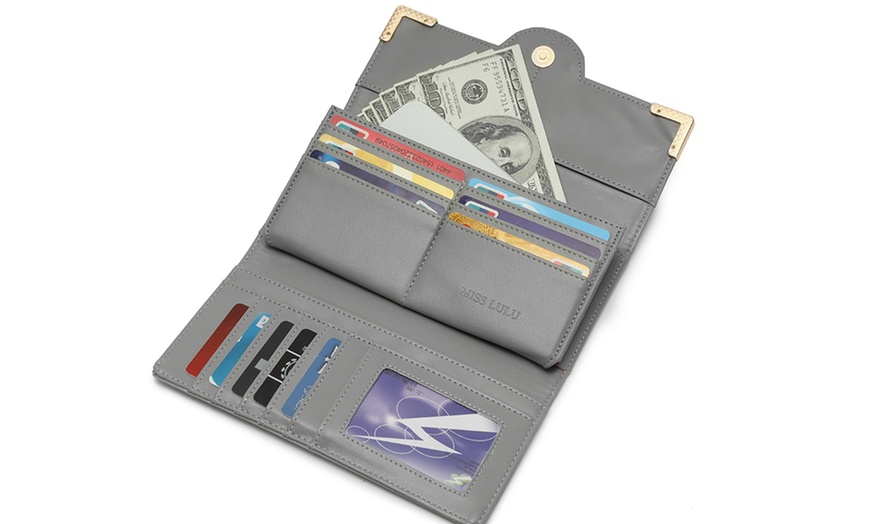 Image 9: PU Leather Texture Design Women's Handbag and Purse Set