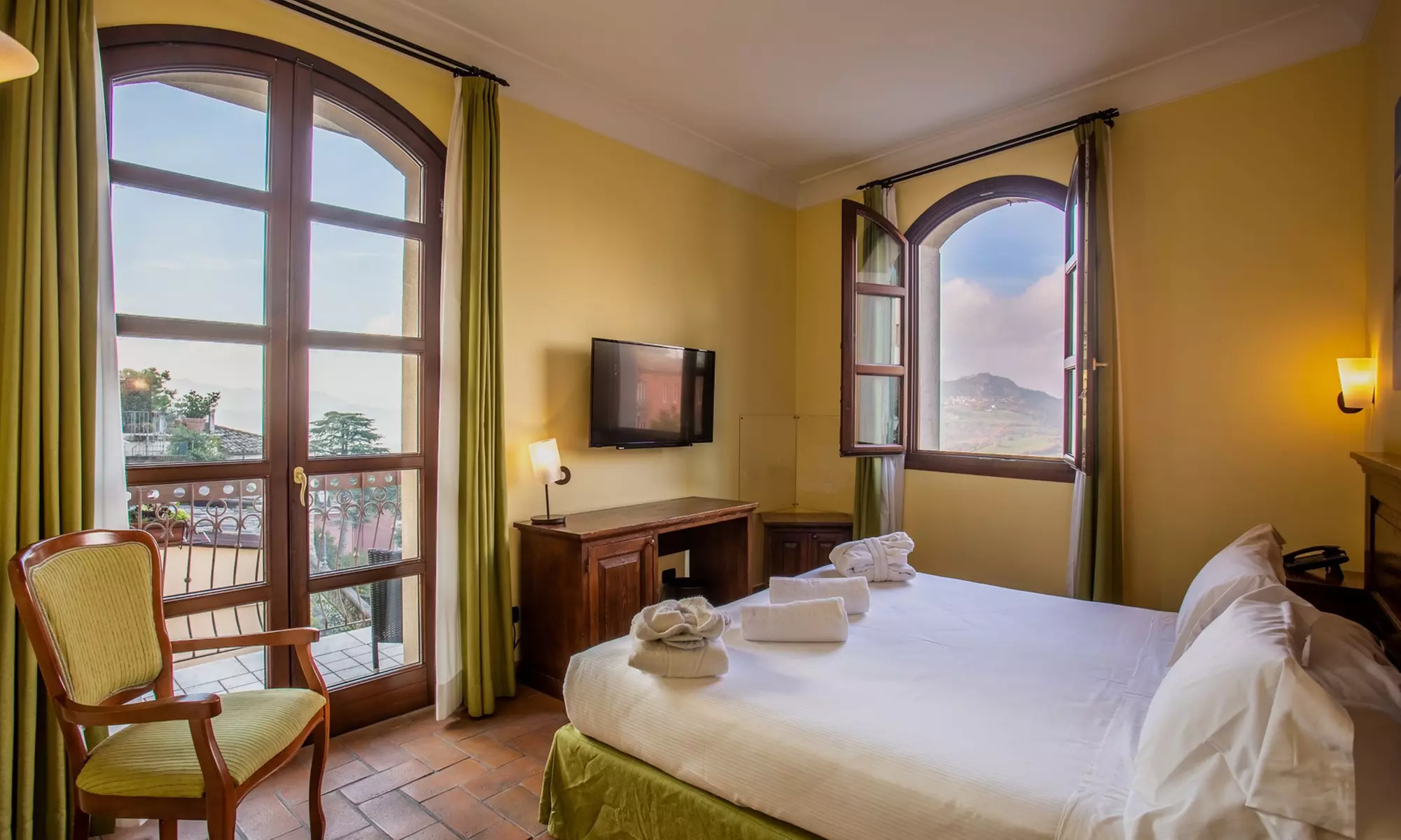 Rimini 4*: camera Standard o Superior con colazione e Spa per 2