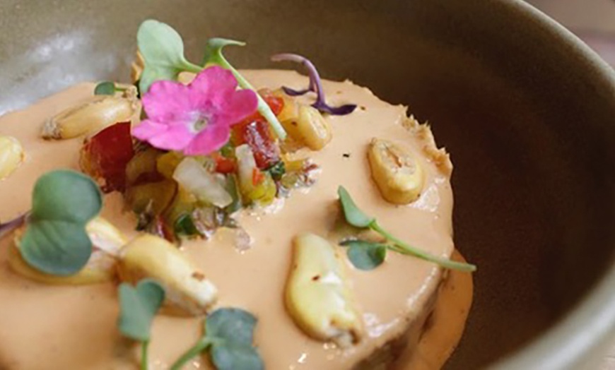 Image 5: Menús para 2 o 4 personas con entrante, principales, postres y bebidas