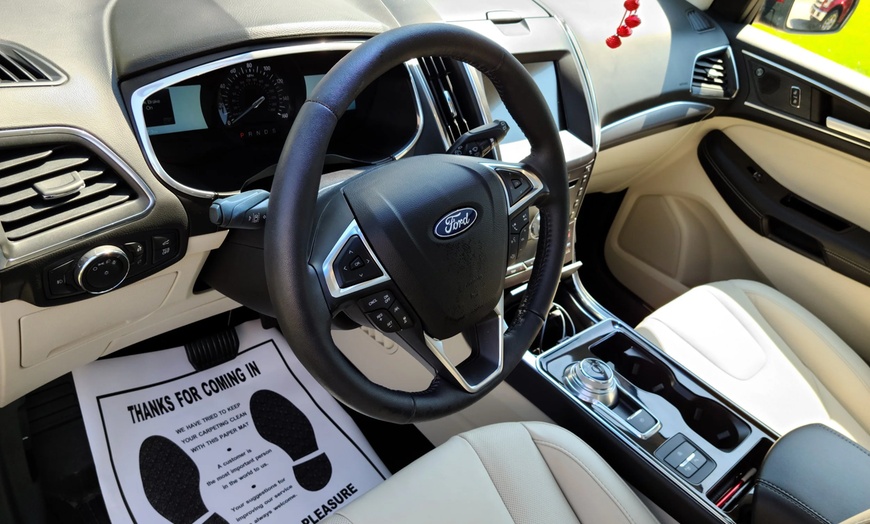 Image 6: Interior Reconditioning for SUVs, Sedans, and more