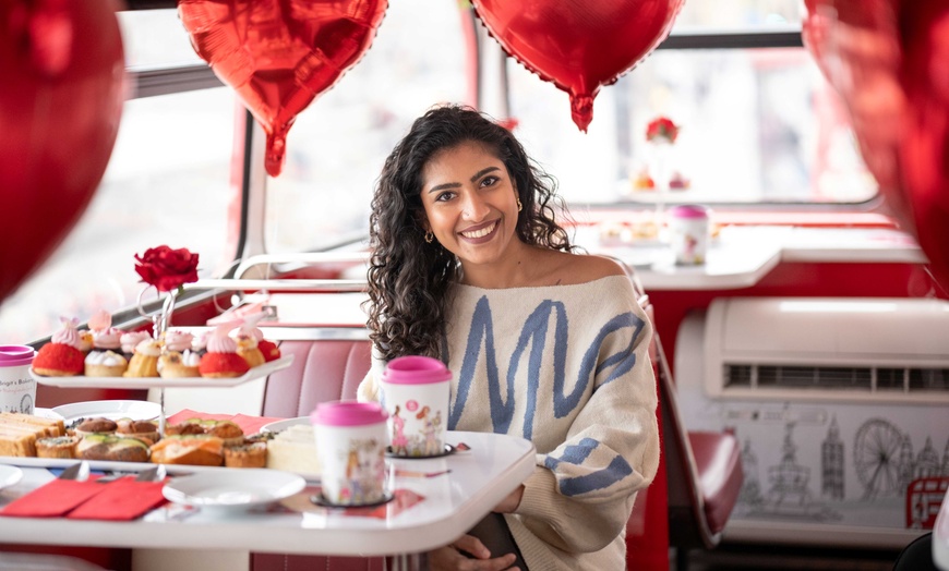 Image 2: Classic Sightseeing Bus Tour & Afternoon Tea in London for Two or Four
