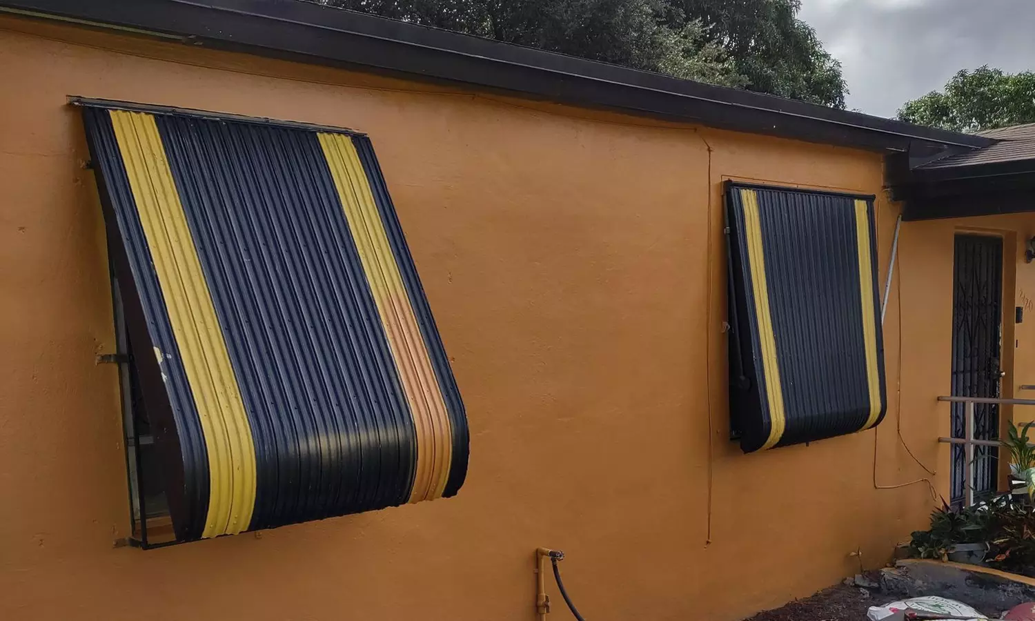 Quality Pressure Washing Cleaning Pack or Sedans and Compact Cars