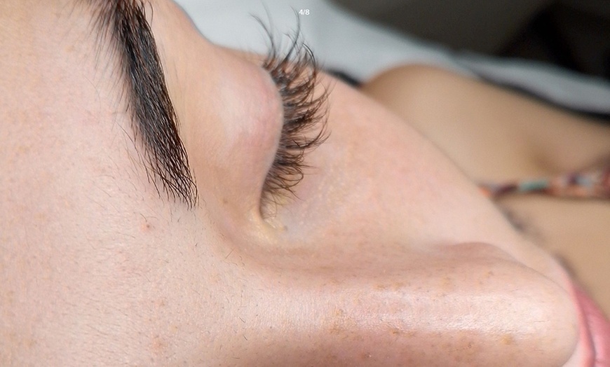 Image 3: Lifting y tinte de pestañas con opción a laminado y tinte de cejas