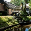 Image 11: Giethoorn Tour: vanuit Amsterdam in een Hop On Hop Off Holland bus