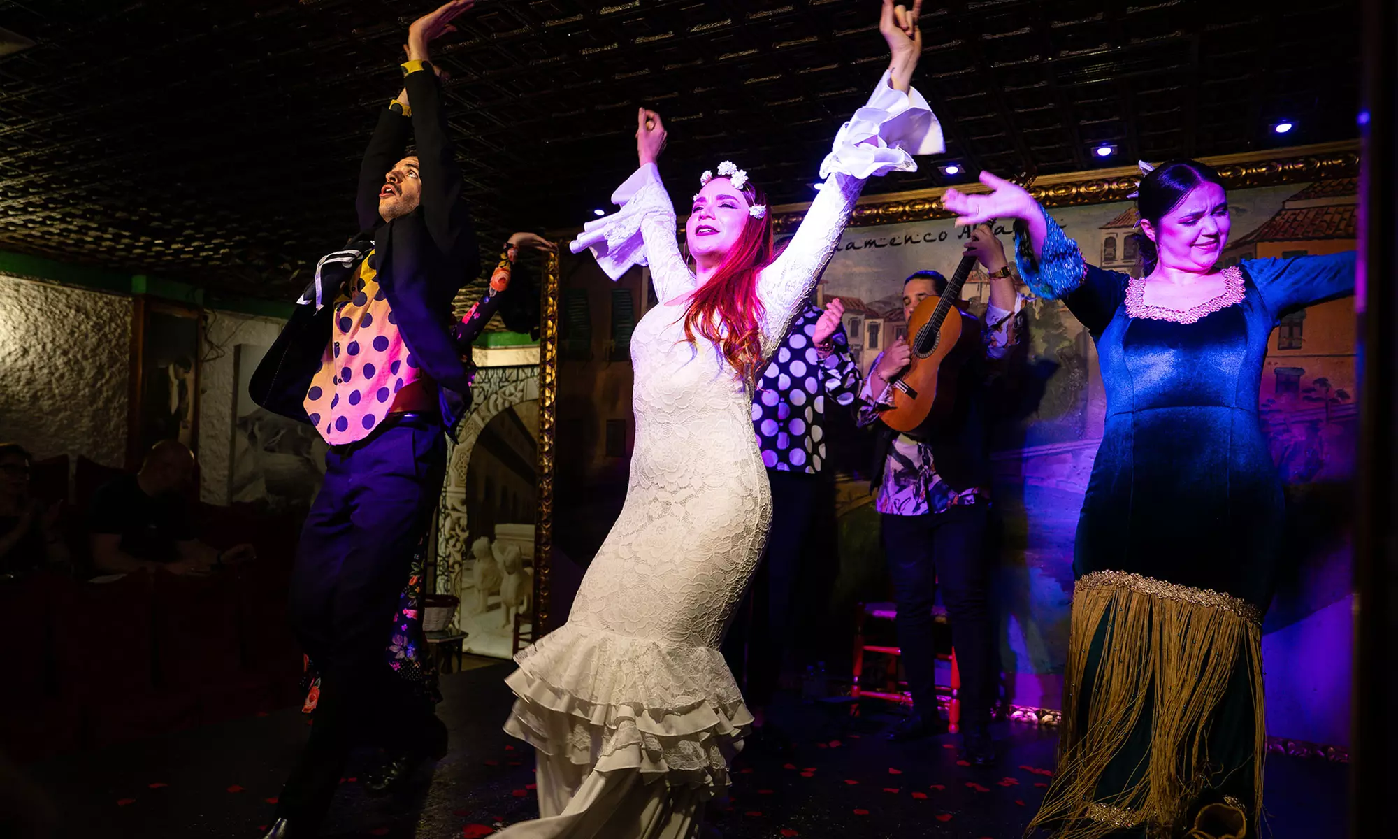 Entrada a espectáculo flamenco para 2 o 4 personas con consumición