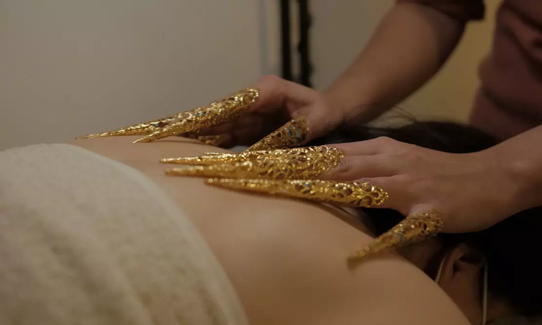 Ayurvedic Massage: 30-Min Head, Neck & Shoulder /45-Min w/ Back & Face