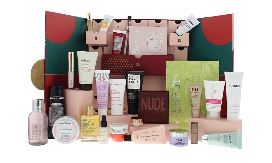 Image 2: Luxury Beauty Gift Box Advent Calendar