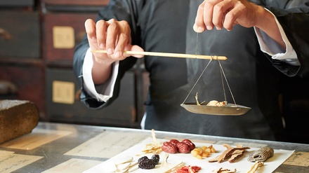 Konsultacja w gabinecie medycyny chińskiej: ocena stanu i dobór terapii (50 min) - Kan Gua – Gabinet Medycyny Chińskiej