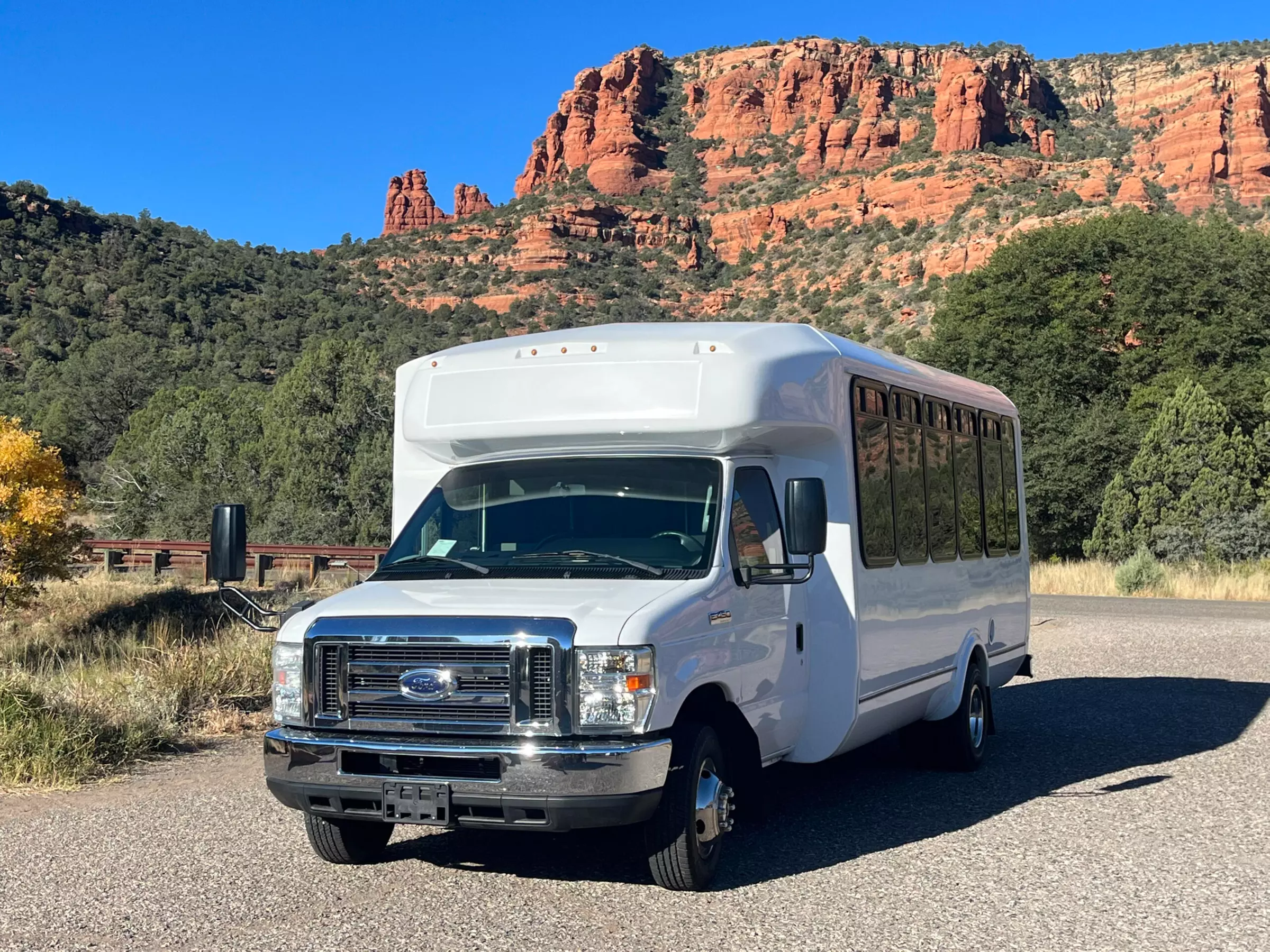 Guided Sedona, AZ Tours: Breathtaking Views & Expert Commentary