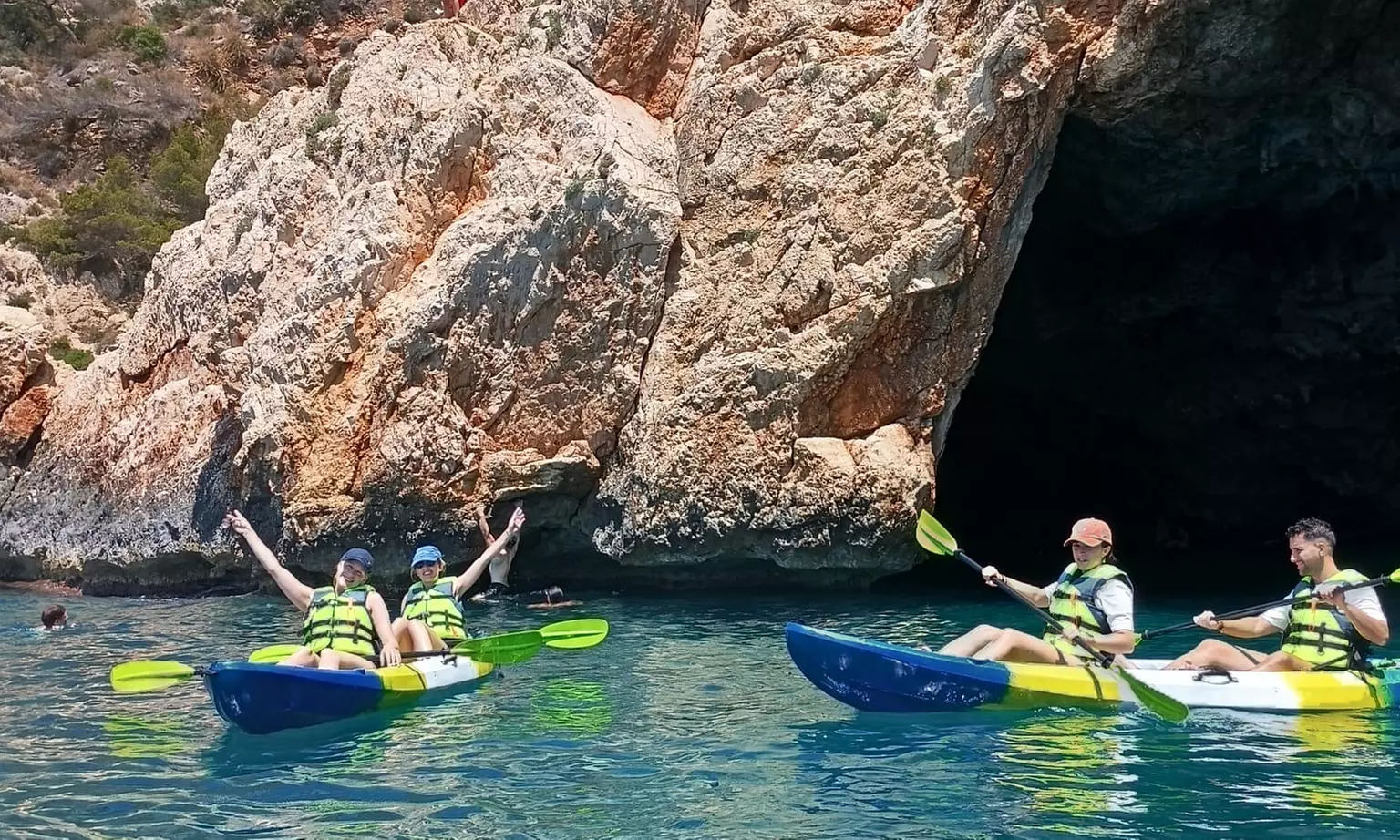 Excursión guiada en kayak de 3 horas con temtempié para niño o adulto
