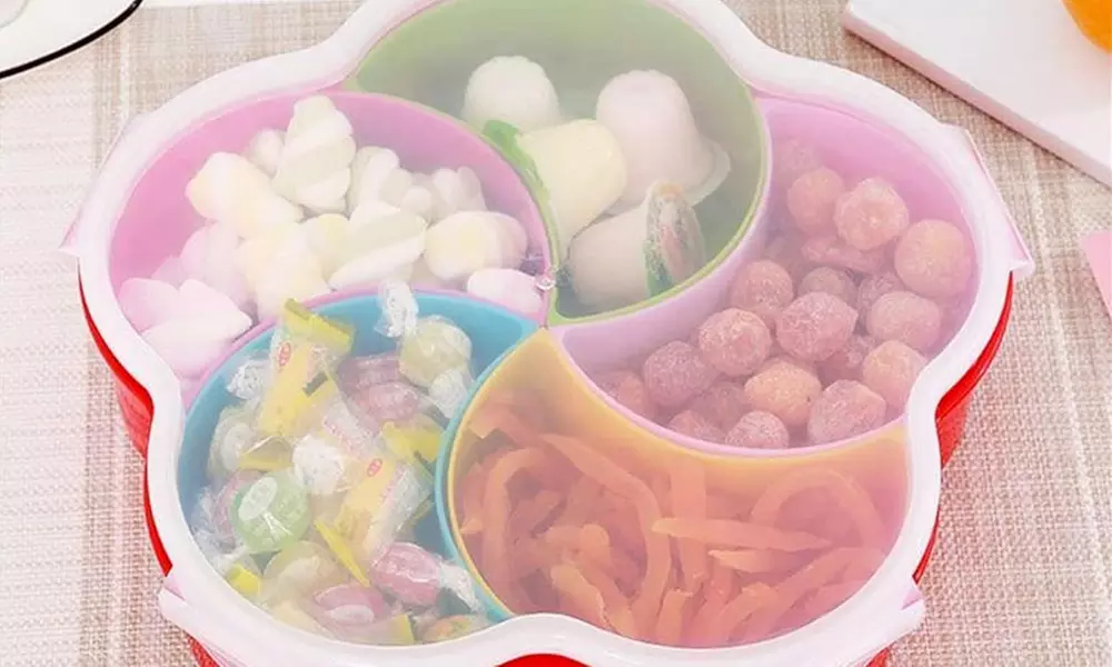 Set apéritifs en fleur avec couvercle et compartiments amovibles