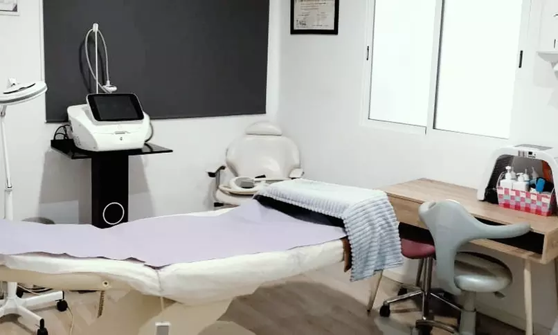 1 o 2 sesiones de peeling rejuvenecedor de vitamina C