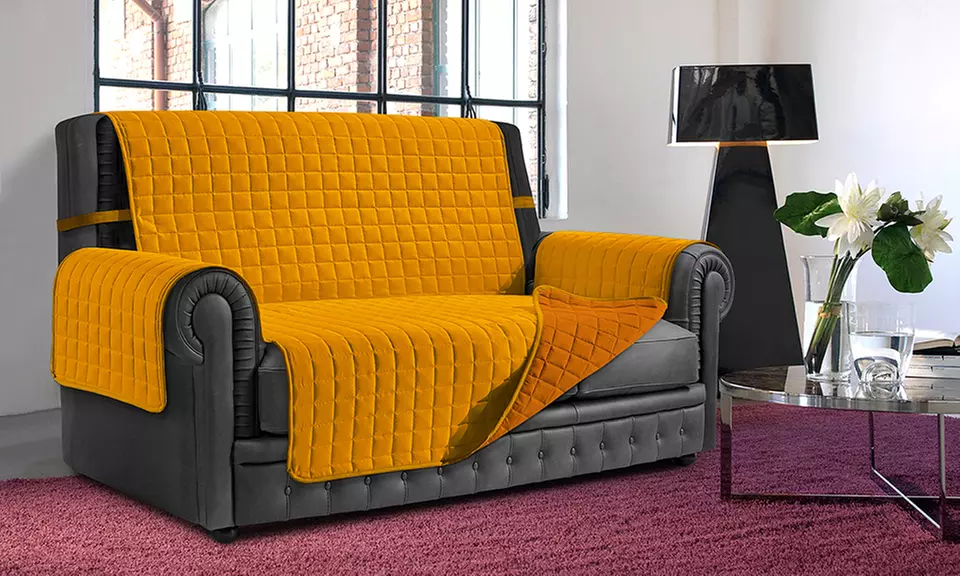 Housse de canapé matelassée anti-taches