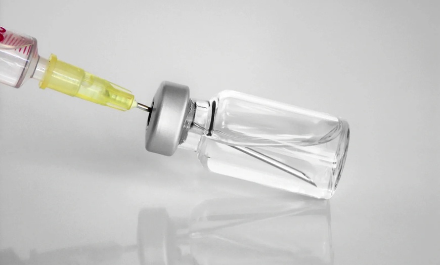 Image 2: Wrinkle-Reducing Injections in 20, 40, or 60 Units for Customized Care 